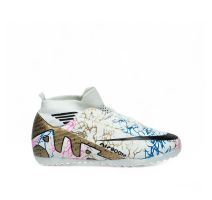 ÇOÇUK HALISAHA ÇORAPLI BEYAZ ALTIN